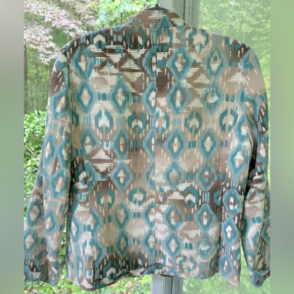 Alfred Dunner 14 Women’s Geometric design Blazer with full zip front EUC. - Picture 7 of 10